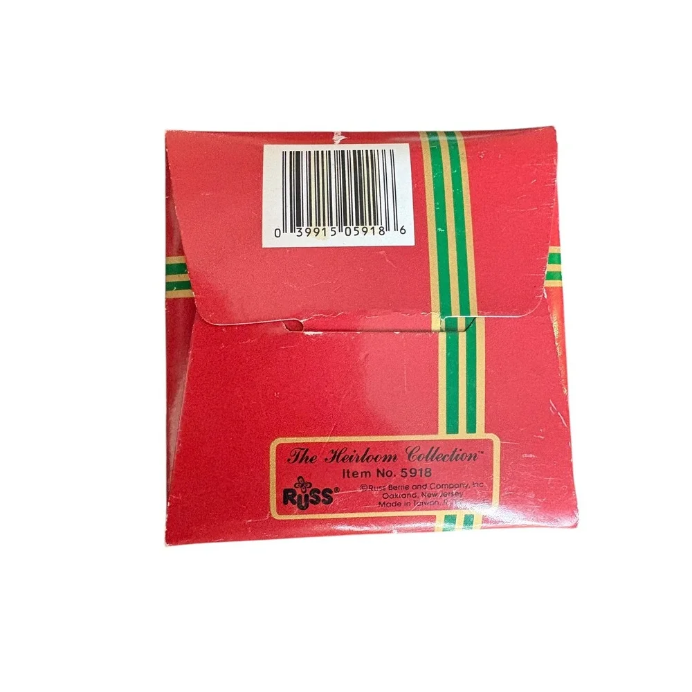 Russ Heirloom Collection Sleigh Wreath‎ Ornament Vintage 1990s with Box